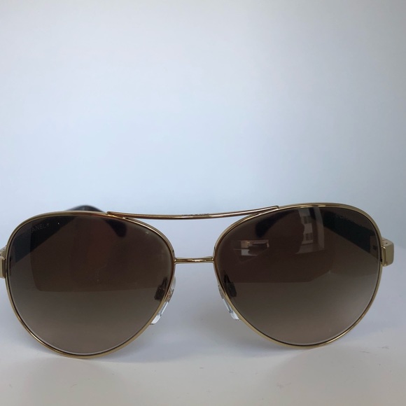 NEW CHANEL GOLD FRAME UVA UVB SUNGLASSES 🕶 - Picture 8 of 8